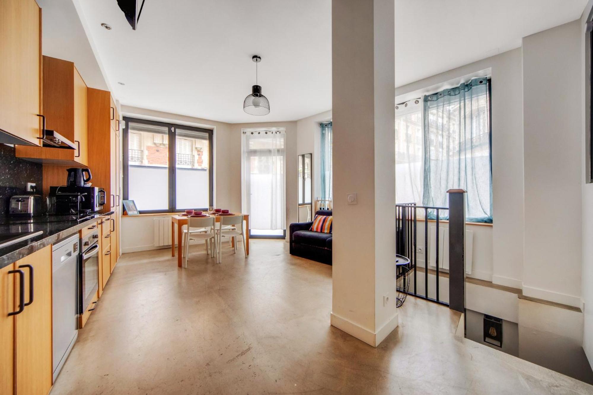 Large Flat Very Close To Montmartre Parijs Buitenkant foto